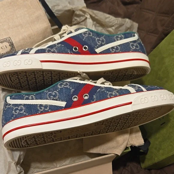 Gucci Multicolor Sneakers with Green and Red Accents - Picture 6 of 14